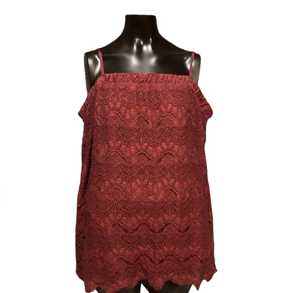 No boundaries Red tank top with off the shoulder long sleeves. - Picture 1 of 7